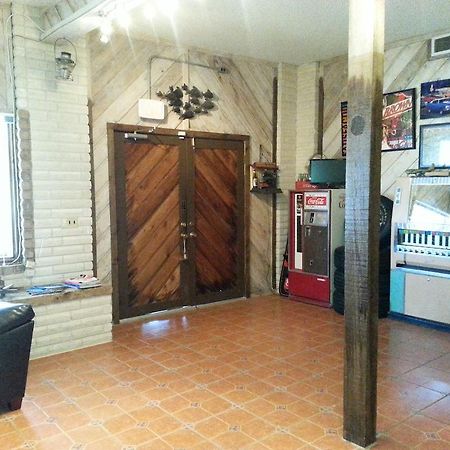 Lodge At Turkey Cove Canyon Lake Exterior photo